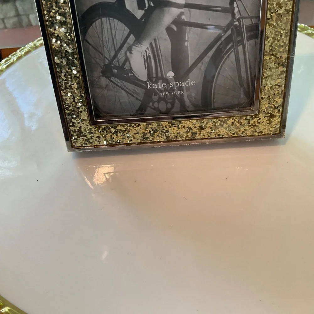 Kate Spade x Lenox Gold Glittery Picture Frame - Size 5-1/2” x 3-1/2”